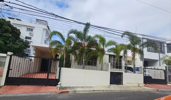 Disponible hermosa casa en Buenos Aires del Mirador