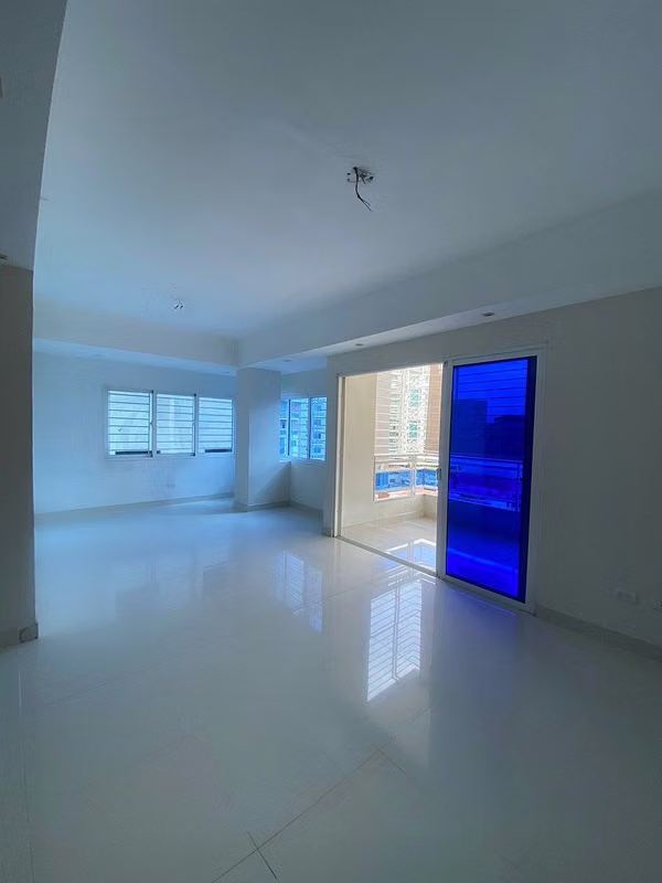 Disponible Penthouse en Renacimiento
