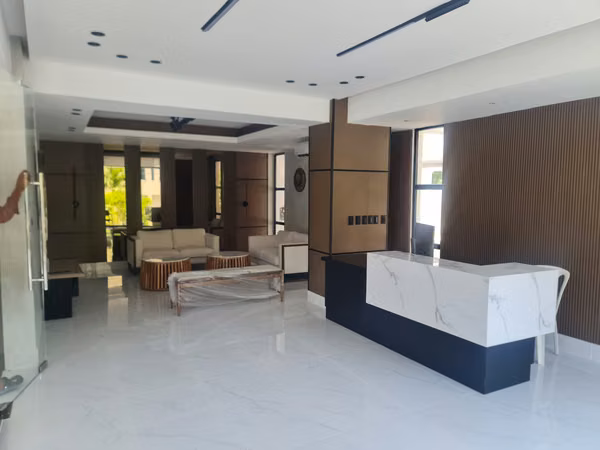 ALQUILO APARTAMENTO EN LA ZONA UNIVERSITARIA