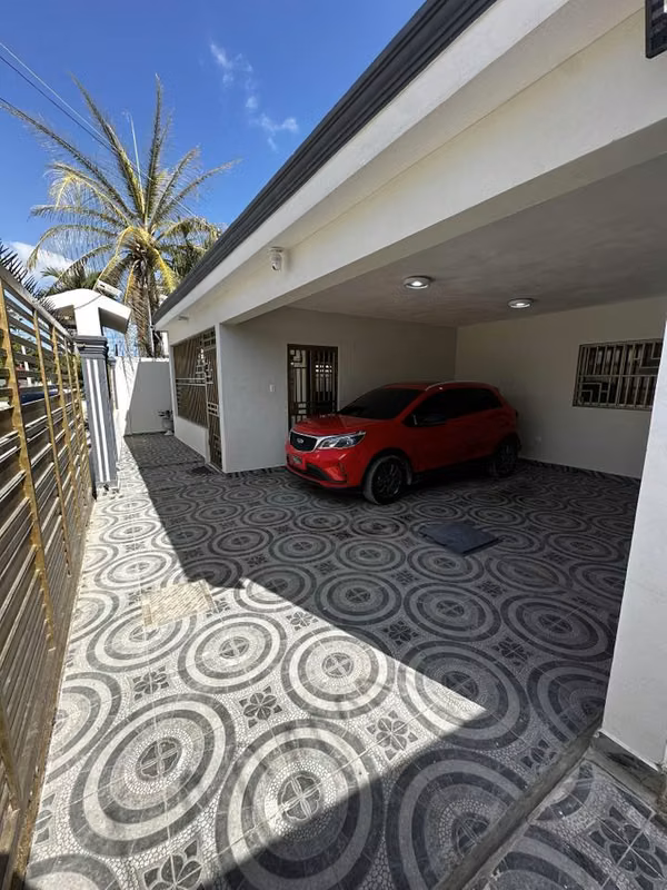 Alquiler Casa Amueblada con Jacuzzi | Santo Domingo Este Autopista Las Americas, Santo Domingo Este