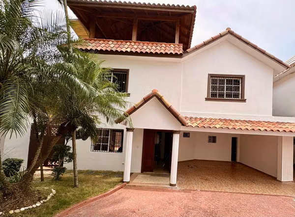 Casa en alquiler en Las praderas, Santo Domingo Las Praderas, Santo Domingo D.N.