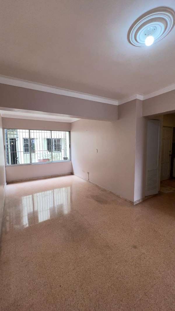 Apartment for Rent, 3 Rooms, Las Pradres