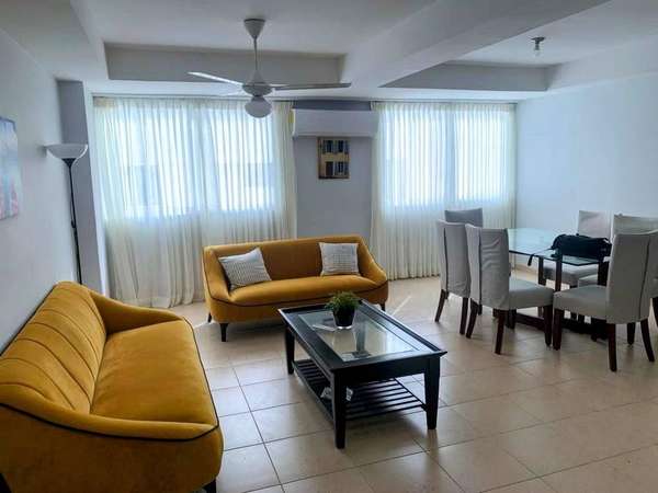 Alquiler apartamento 2 habitaciones amueblado, ubicado en Gazcue