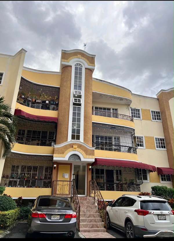 Apartamento en Cerro Alto a la venta 