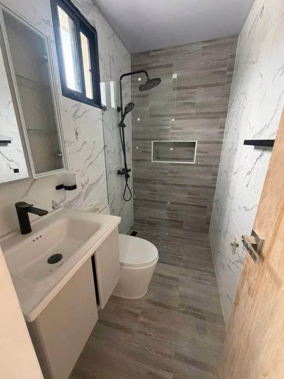 Apartamento en Venta + Prado Oriental + 2 parqueos