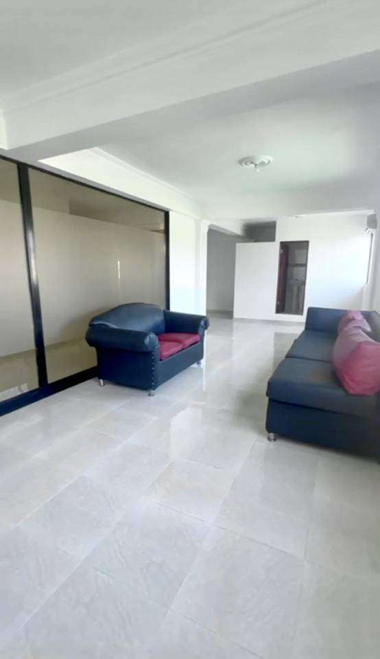 OFFICE / LOCAL)) 124; RENTAL) 124; A MILLION