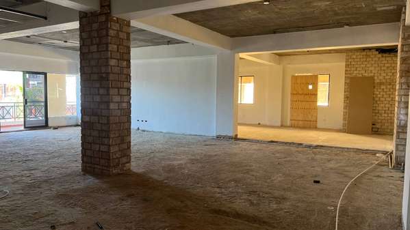 LOCAL | SEGUNDO PISO | PLAZA COMERCIAL | GAZCUE