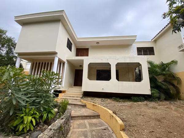 Sell House of opportunity in deep stream