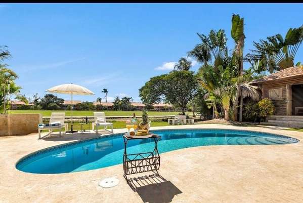 Buy an apartment on the beach at Christmas!! (Punta Cana and All Rd)