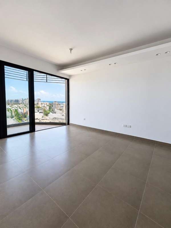3 Bedroom Apartment with Sea View and White Line in Bella Vista