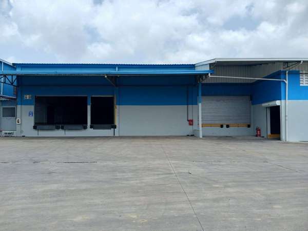 Ship for Rent Highway Circumvalation