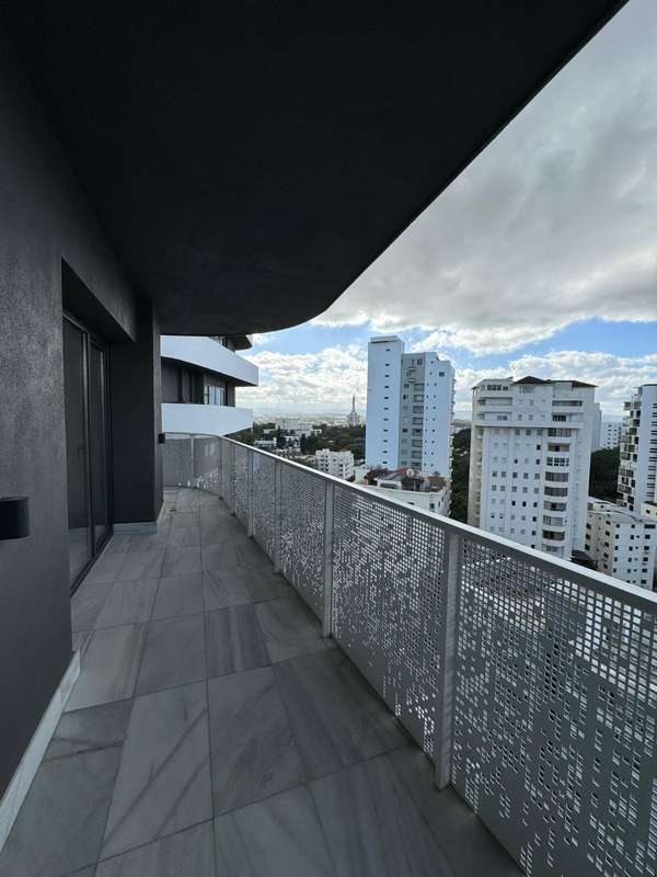 LUXURY PENTHOUSE - 124; 4 HAB - 124; THE TRINITARIAN
