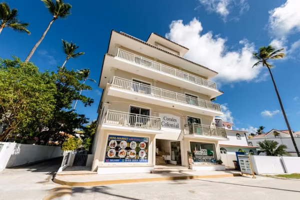 7249- APARTA HOTEL EN LOS CORALES, PUNTA CANA 