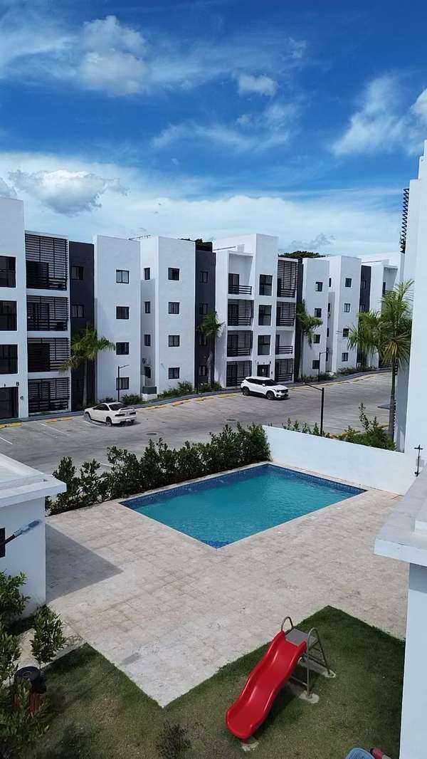 Vive el confort total: Apartamento en 1er nivel con piscina a un precio insuperable | JPA-263 | SANTIAGO