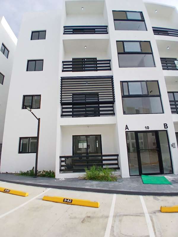 Looking for 1st level with pool and without getting out of budget? Discover it in Santiago - 124; JP