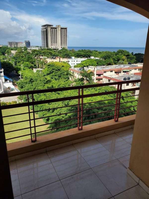 2 PEOPLE - 124; SALE AND RENTAL - 124; UNIVERSITY AREA
