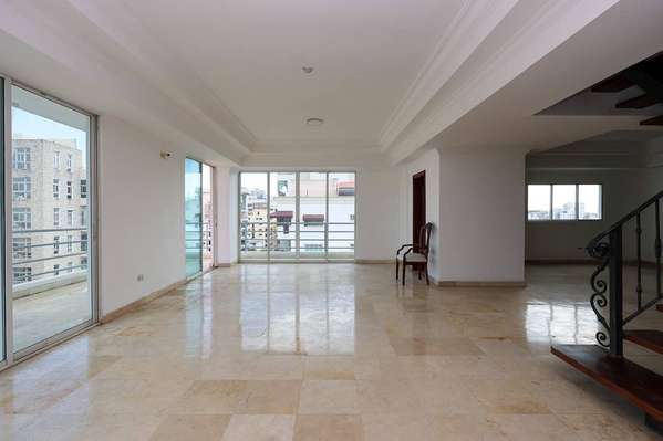 PENTHOUSE - 124; 2 LEVELS - 124; BEAUTIFUL VIEW