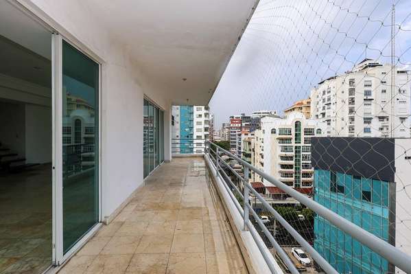 PENTHOUSE - 124; 2 LEVELS - 124; BEAUTIFUL VIEW