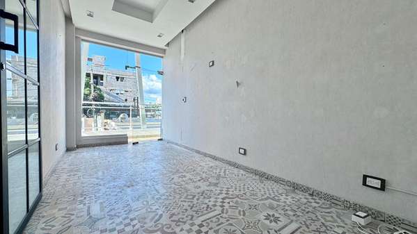 Local SECOND PISO for rent in Evaristo Morales