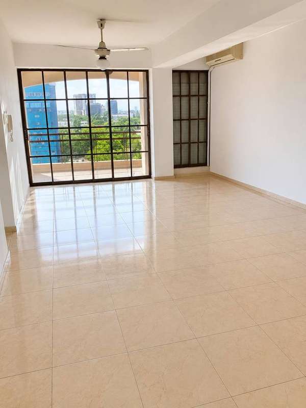 2 PEOPLE - 124; SALE AND RENTAL - 124; UNIVERSITY AREA