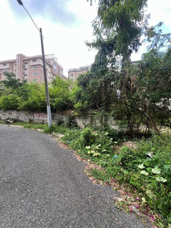 Land on Anacaona Avenue almost esq Luperon for Sale of 2,366mts