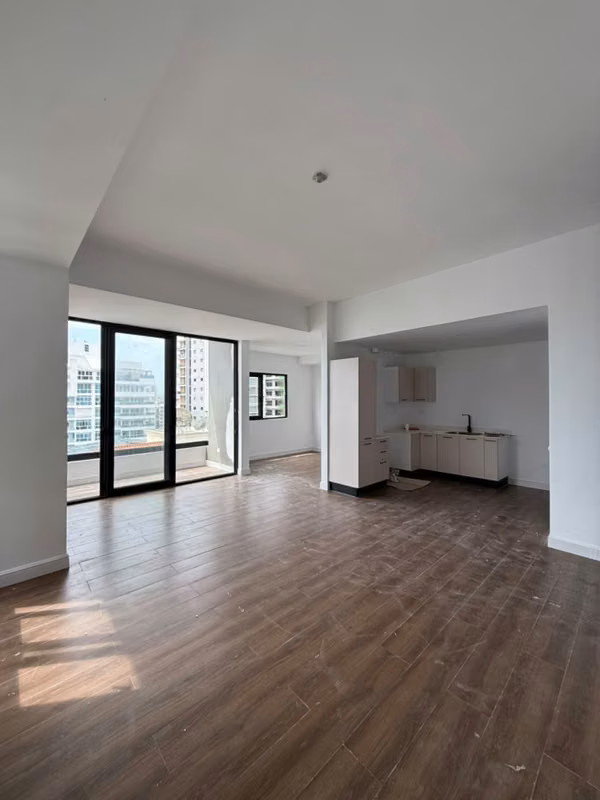 APARTMENT FOR SALE IN NACO