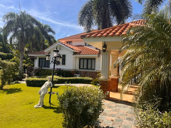 Vendo villa en juan dolio
