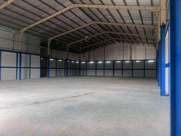 Ship for Rent Highway Circumvalation