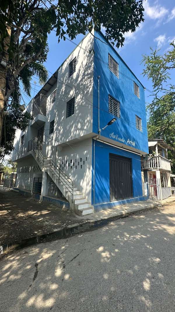 * * APARTMENT FOR SALE OR RENT) 124; GURABO, SANTIAGO * *