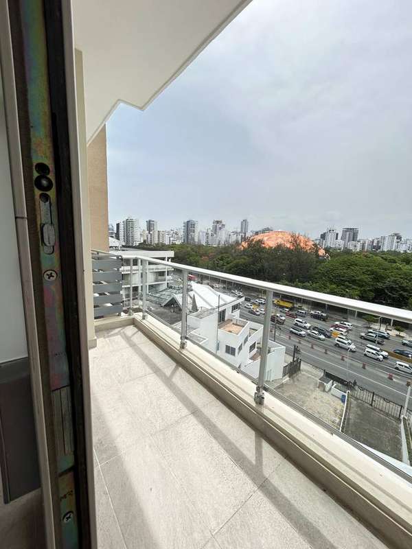 1 room apartment rental with white line in El Vergel