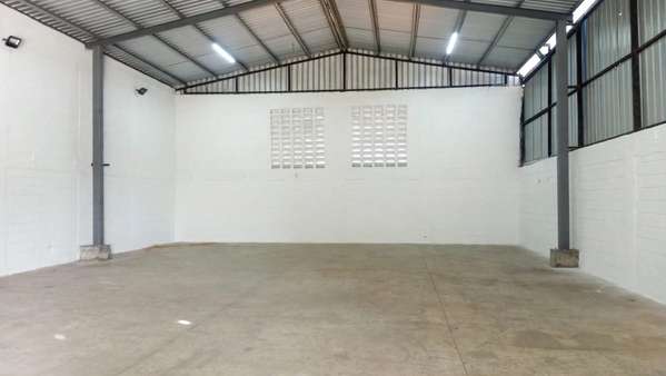 Industrial ship for rent in Los Alcarrizos