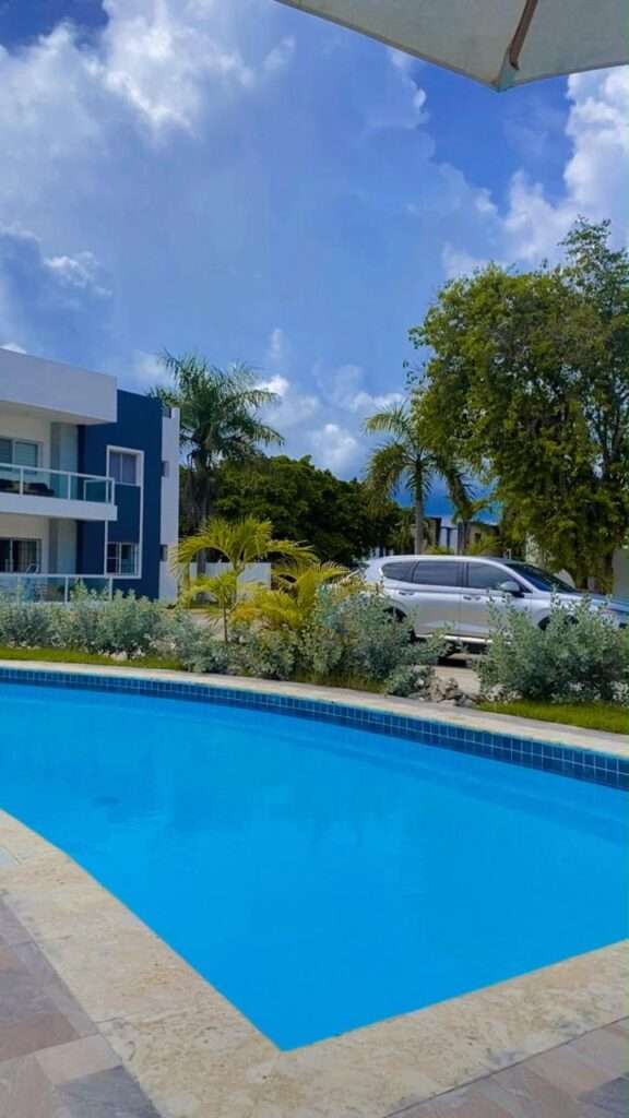 7250- FIT. IN BAVARO, CANA
