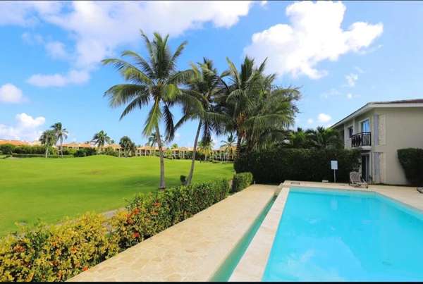 515- FIT. IN COCOTAL, BAVARO TIPO CANA