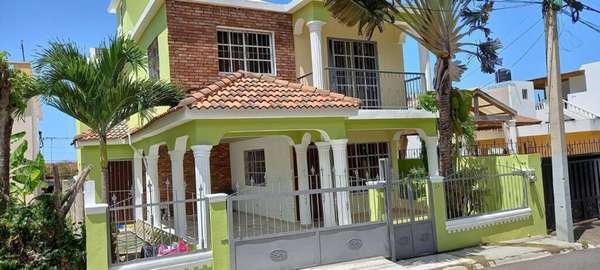 1772- HOUSE IN THE CAOBAS, SILVER PORT