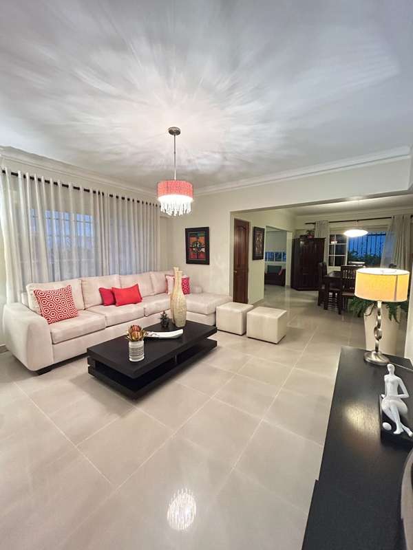 Apartamento en venta de 3 habitaciones Cerca de Todo en Evaisto Morales