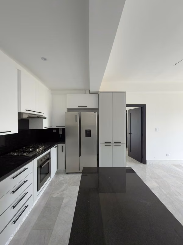 Apartamento con linea blanca disponible de renta en Santiago