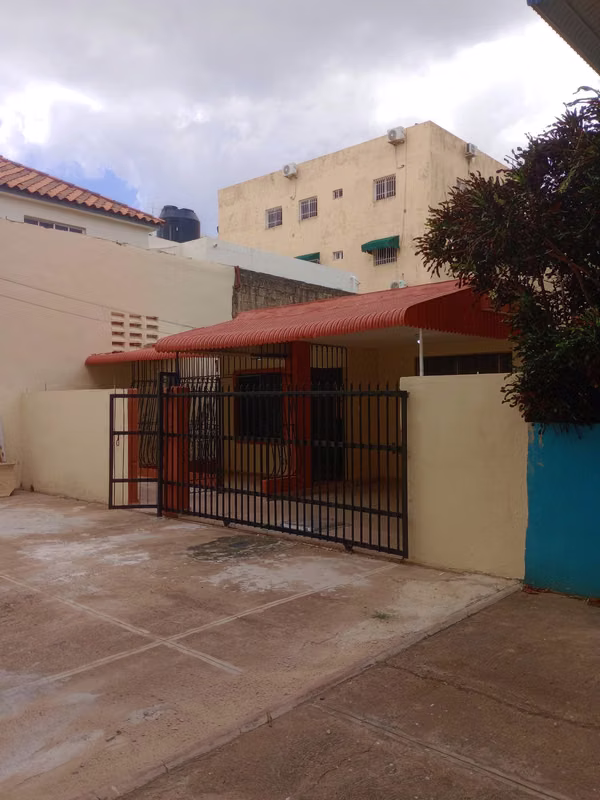 ATTENTION for real estate agents & lawyers SE VENDE CASA TASADA 3% DE GANANCE