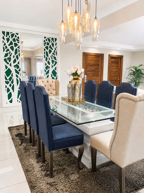 Furnished apartment in the best area of Evaristo morales