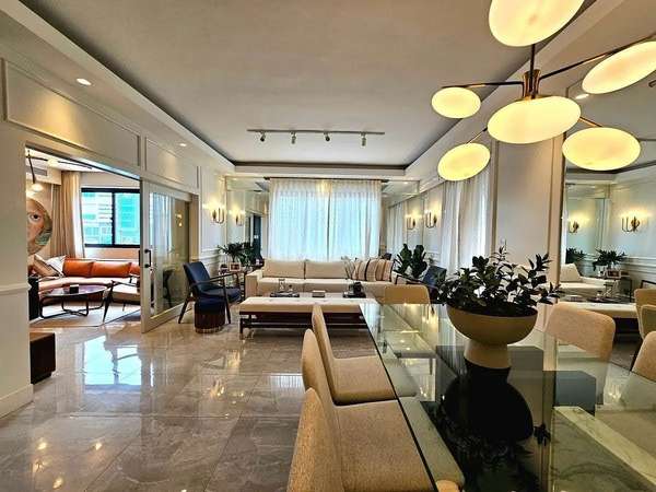 Fully furnished apartment in exclusive tower of the sector of La Esperilla and a few minutes walk fr