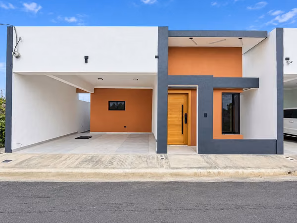 1 Level House for Sale in Closed Residential, Av. Ecological, Santo Domingo East
