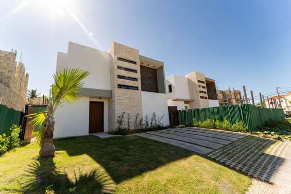 Villas de 2 y 3 Habitaciones con Patio y Piscina Opcional en Bávaro |