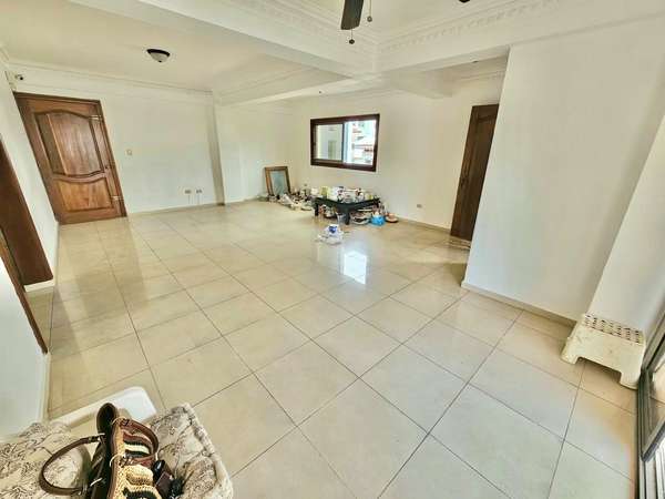 Apartamento de 3 Habitaciones y 187 m² en Evaristo Morales |