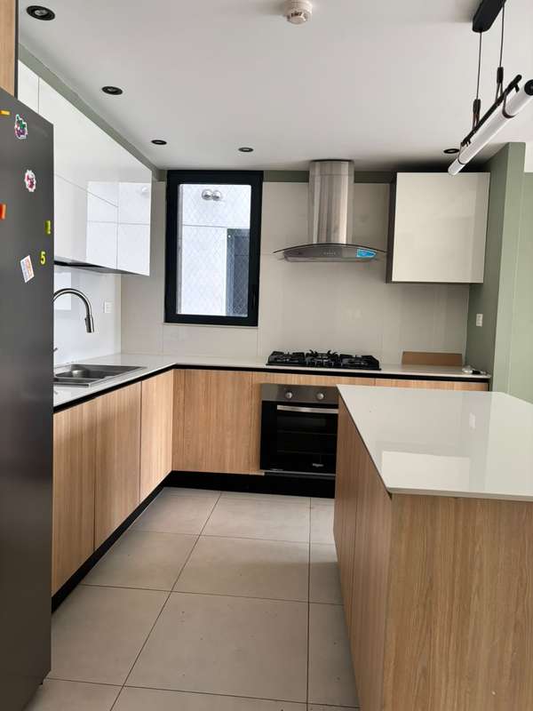 Apartamento de 2 Habitaciones en Viejo Arroyo Hondo en Venta 