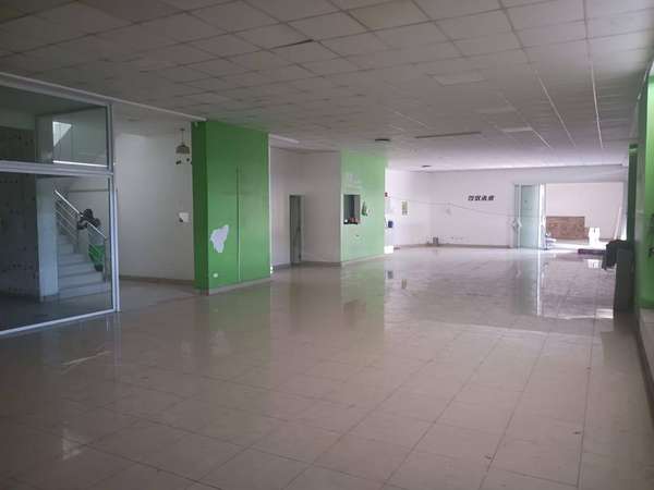 Plaza en Alquiler Autopista Duarte