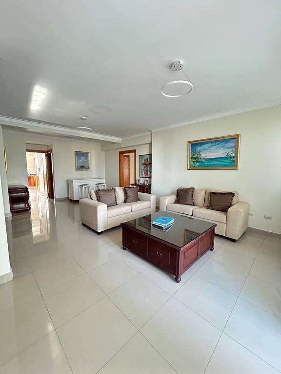 Moderno apartamento en renta de 3 habitaciones en La Esperilla