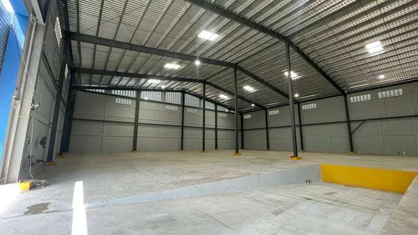 Nave Industrial 2100mts2 en Venta en Santo Domingo Oeste