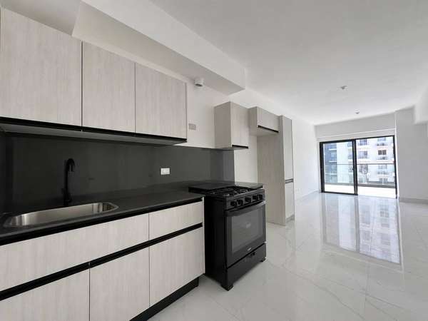 Apartamento con L/B en Alquiler - Evaristo Morales