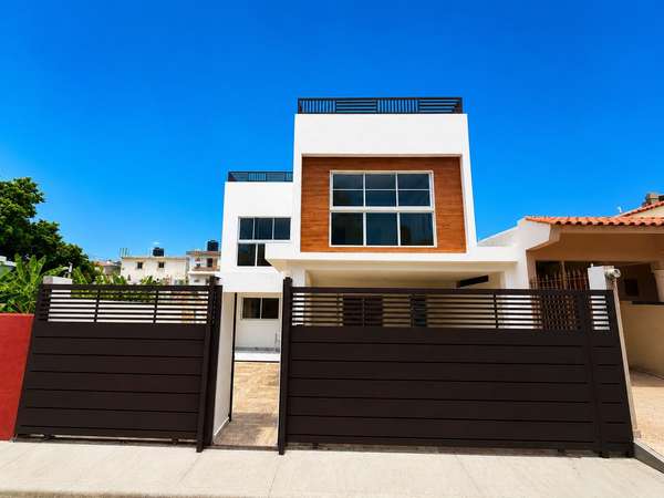  Exclusiva Casa en Venta – Mirador del Este San Isidro