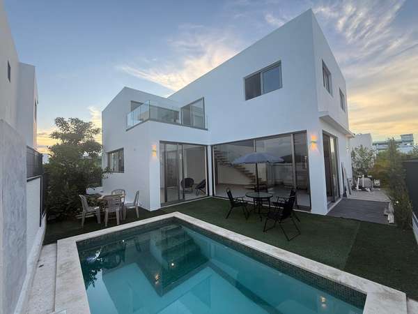 VILLA EN VENTA PROYECTO CERRADO EXCLUSIVO DE VILLAS · PUNTA CANA