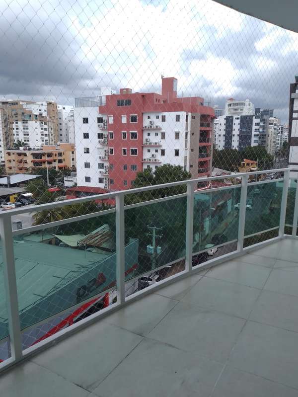 Apartamento en Alquiler en Evaristo Morales